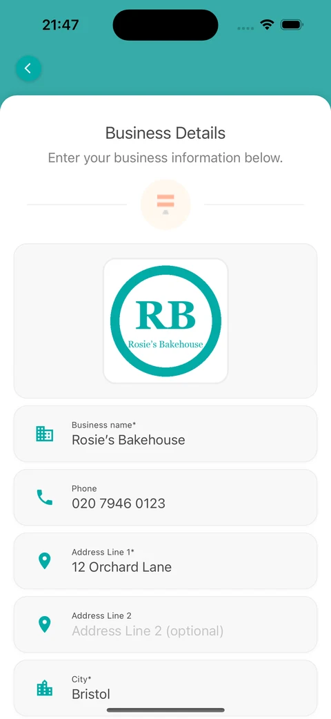 La pantalla Datos del negocio en la app móvil con el logotipo, el nombre, el teléfono y la dirección rellenados